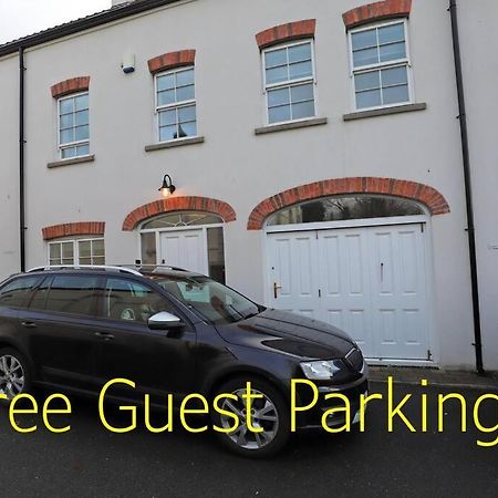 Royal Hillsborough Village Luxury Townhouse Exteriör bild