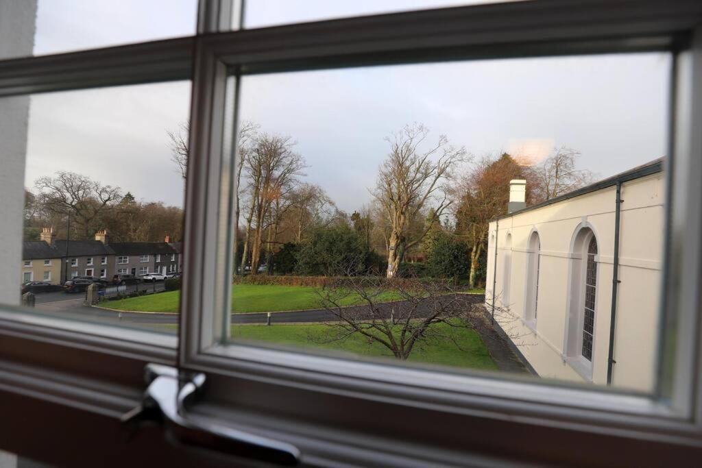 Royal Hillsborough Village Luxury Townhouse Exteriör bild